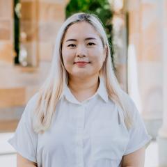 portrait of Hae Hong at the Great Court St Lucia campus